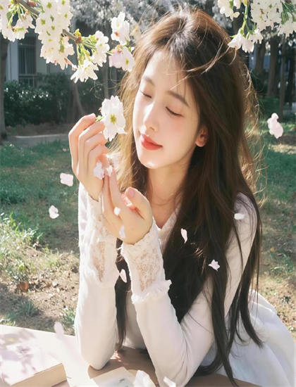 高清无码_YASEE亚瑟中文网在线_潮湿的心无删减版在线观看